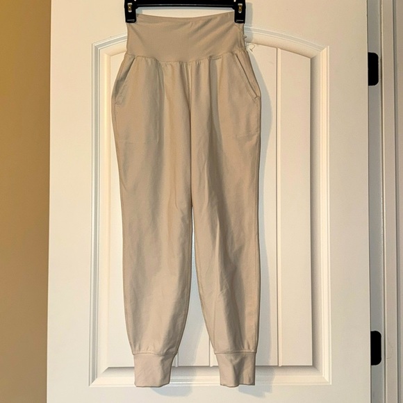 Old Navy Pants - Old Navy Active Powersoft High Rise Jogger Legging XS